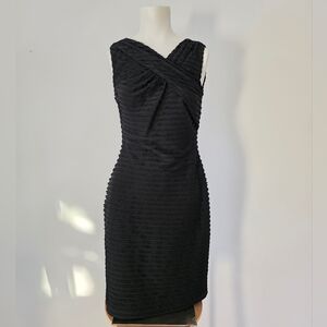 Calvin Klein Textured Ruched Sheath Dress – Size 2